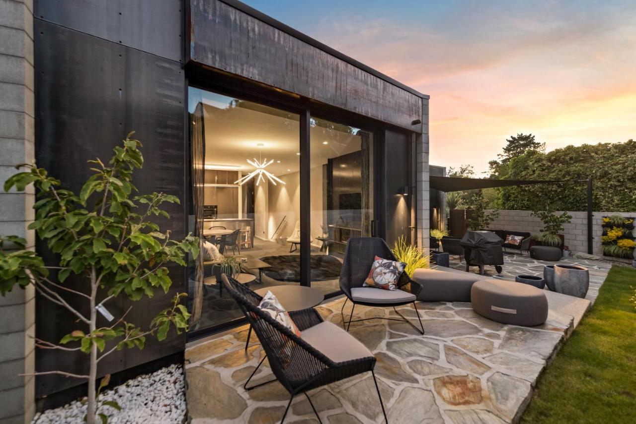 The Ivy Box Apartment Queenstown Bagian luar foto